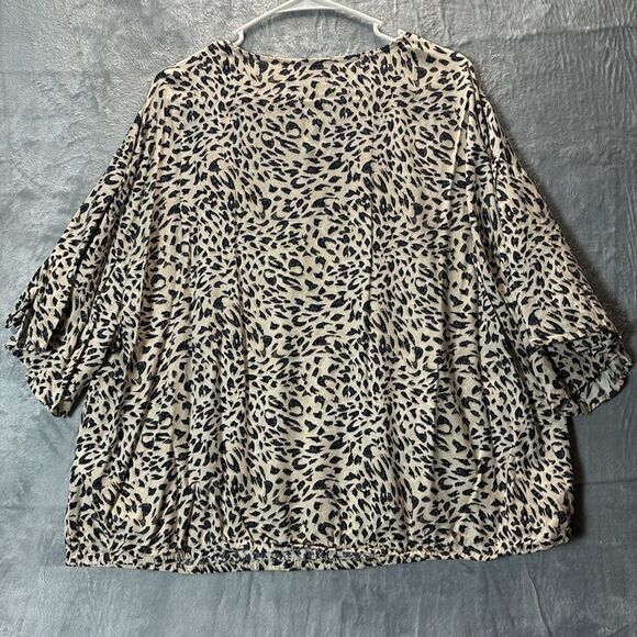 JM Collection Cheetah Animal Print Flowy Sleeves Top Blouse Size 3X - Picture 9 of 9